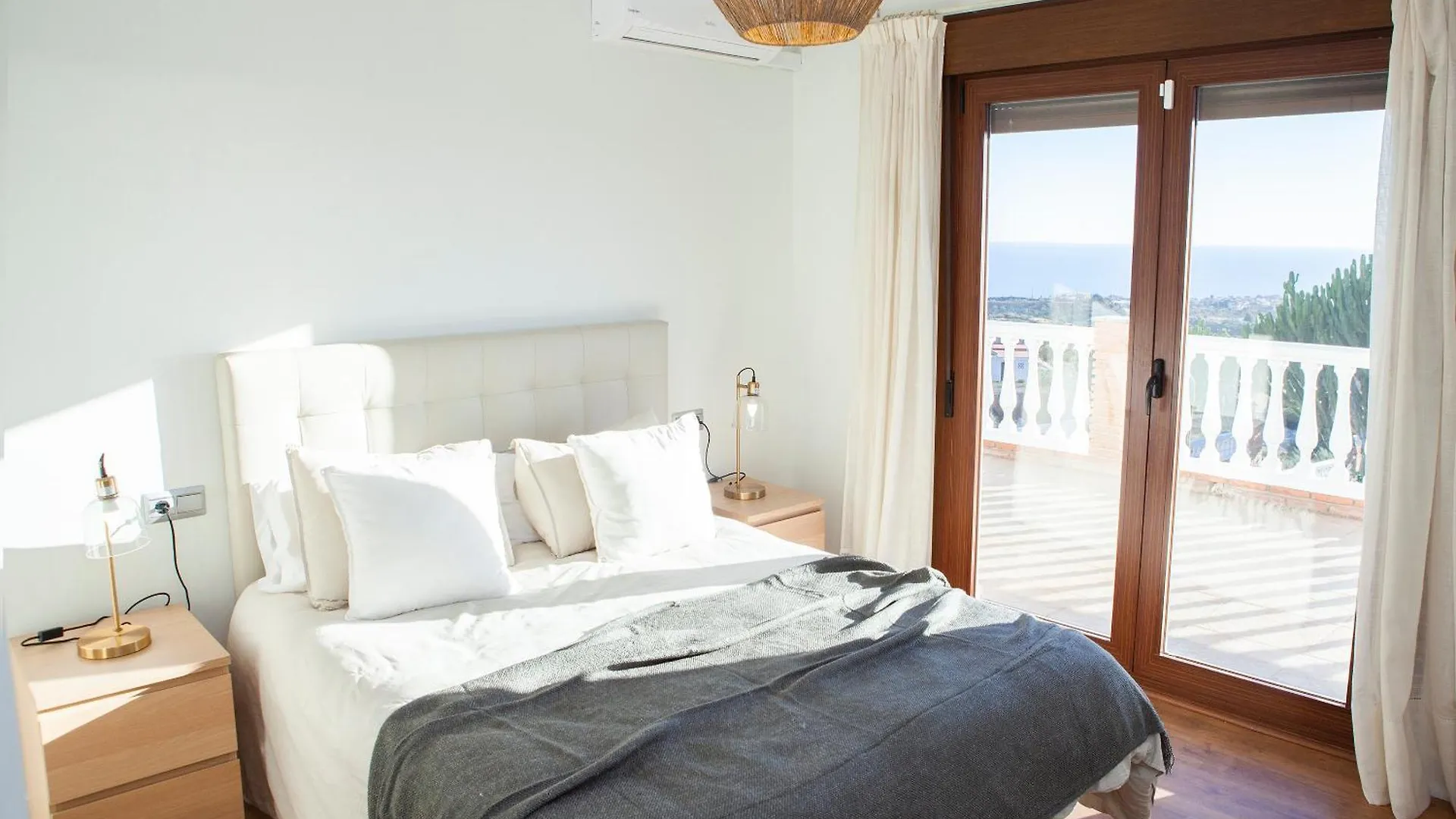 Villa El Palomar Azul With Pool And Sea View Benajarafe 0*,